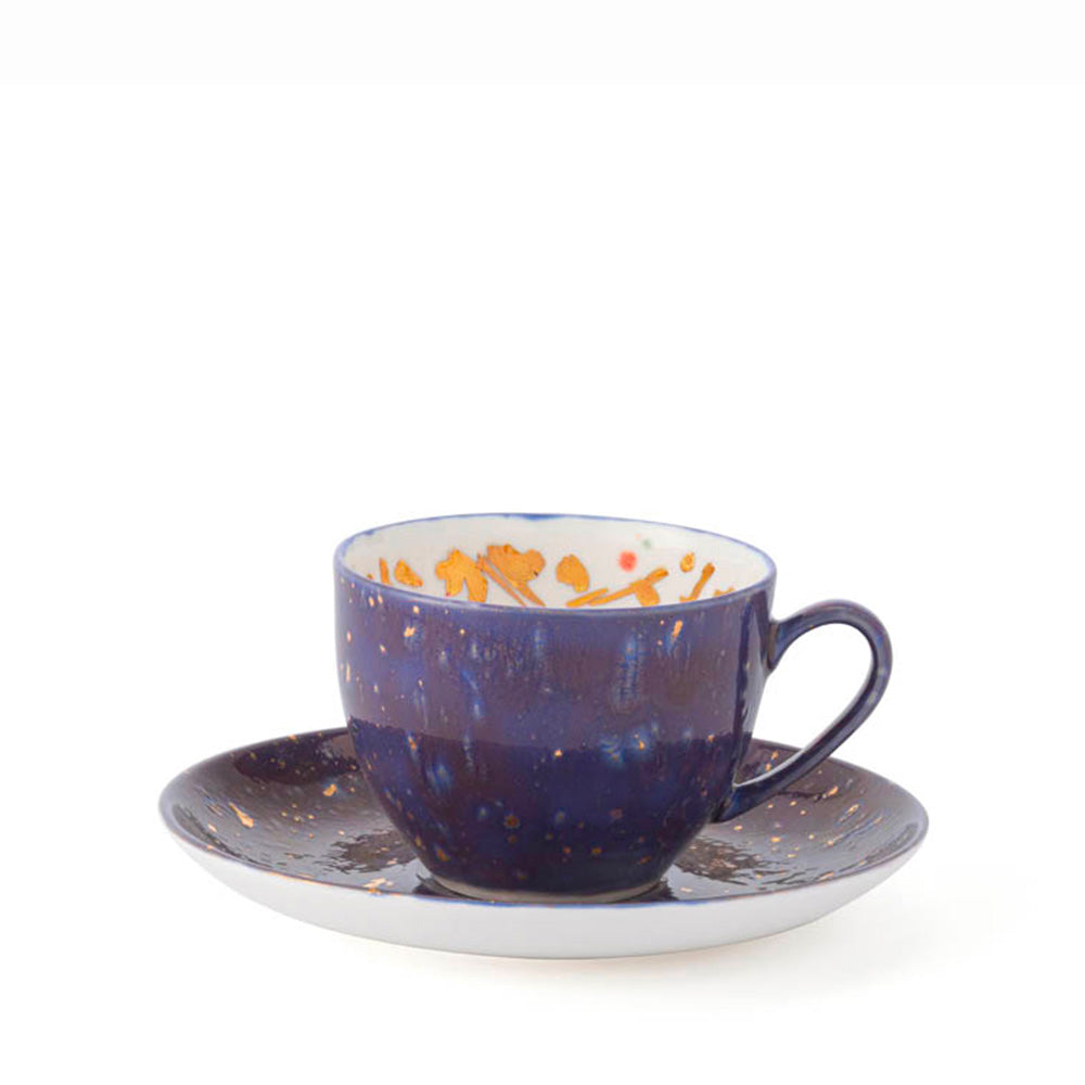 Bulbous Cup and Circular Saucer Set